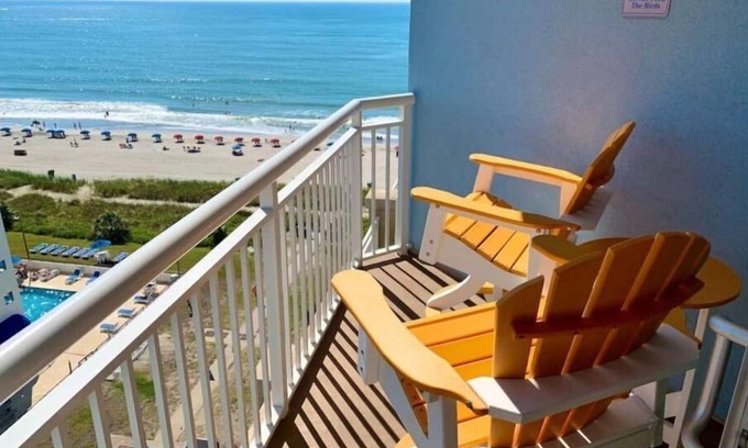 Myrtle Beach Casa | Small Family Getaway-Couples Retreat-Book Now! Strong WIFI - Super Clean