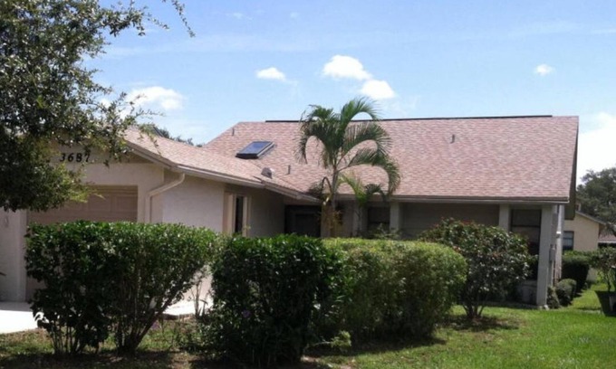 Tropic Casa | Small family home close to the beach and attractions