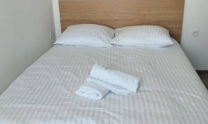 Le Pont-de-Claix Apartamento | Small studio