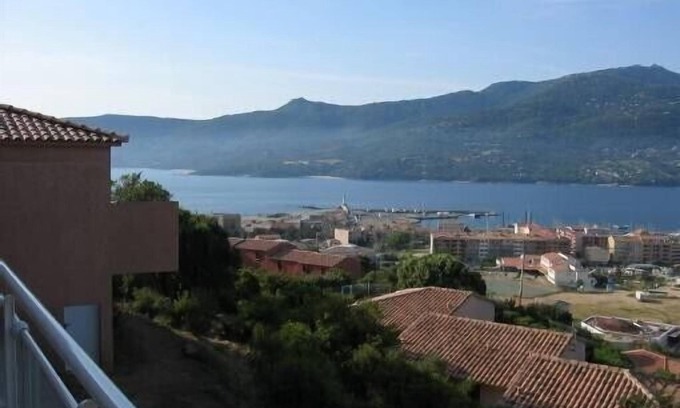 Propriano Villa | pequeña villa con piscina infinita y vista panorámica del golfo