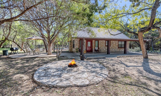 Sabinal Casa | Smaller home in the Cypress Bend subdivision one block from the river.