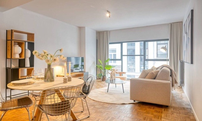 University District Apartamento | Smart and cosy 4P Apt in Antwerp with balcony