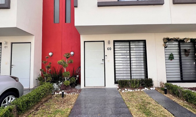 Tlajomulco de Zuniga Casa | Smart Home Palermo