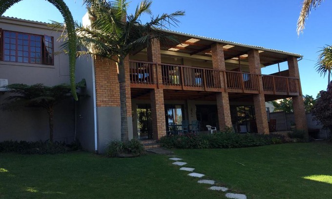 Nahoon Casa | Smart Villa Guest House