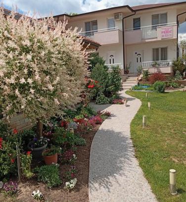 Veliko Gradiste Casa | Smestaj Peric