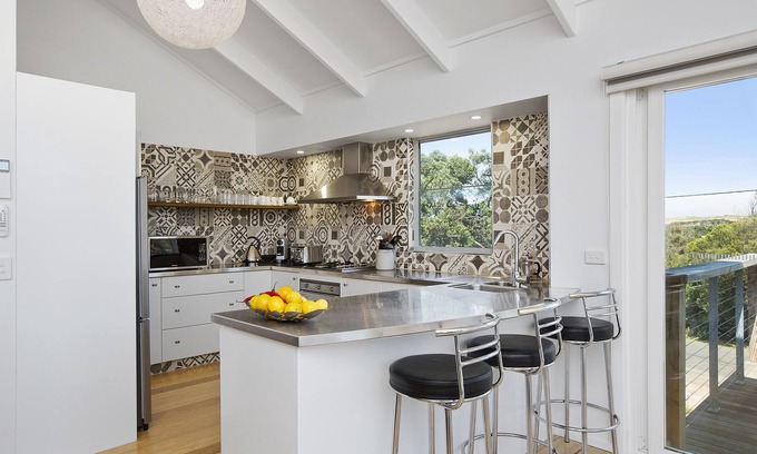 Smiths Beach Casa | Smith Beach Getaways Beachwood House