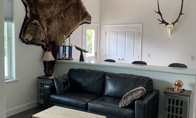 Kodiak Casa | Smith Properties- The Bear's Den
