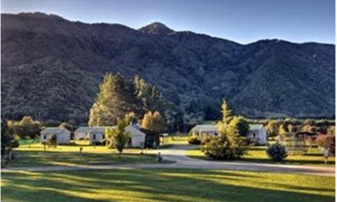Linkwater Complejo | Smiths Farm Holiday Park