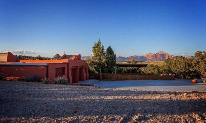 Apple Valley Apartamento | El retiro Smithsonian con vistas del horizonte de Zion