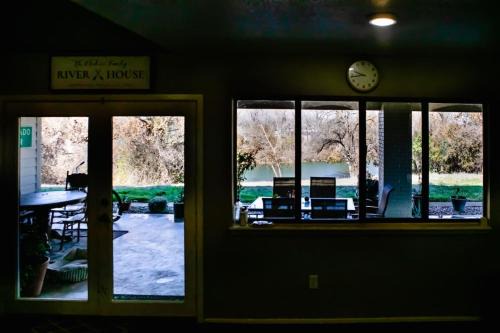 Smithville Casa | Smithville River Property Retreat