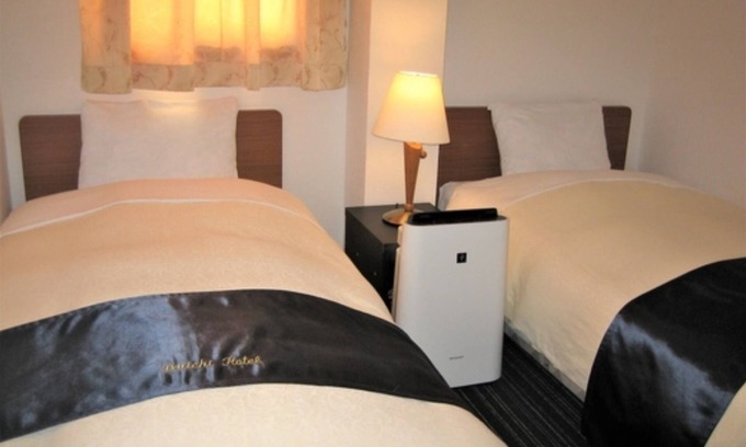 Omihachiman Hotel | SmokingTwin roomFree breakfast buffetFree coffe / Omihachiman Shiga