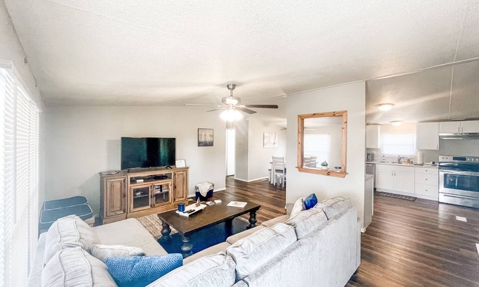 Mead Casa | "Smooth Sailing" less than 10 minutes from Lake Texoma and Choctaw Casino