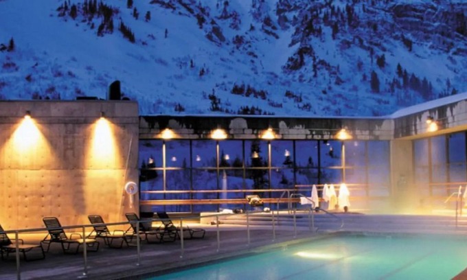 Salt Lake Mountain Resorts Cabina | Snowbird Cliff Lodge –– Capacidad 4: 4 / 10-4 / 23/20