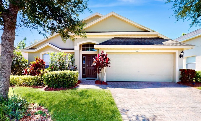 Marbella Casa | Snowbird-friendly home with private pool, spa, game room, tennis, basketball, AC