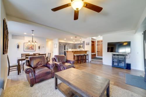 Mammoth Lakes Apartamento | Snowcreek Resort Condo with Deck at Mammoth Mountain