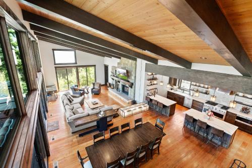 Whitefish Casa | Snowghost Chalet Ultimate Luxury Ski In Ski Out 5BD 55BA with Hot Tubs Steam Room and Game Room