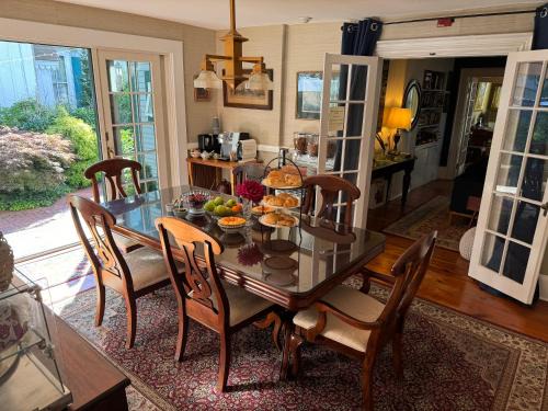 Provincetown Cama Y Desayuno | Snug Cottage