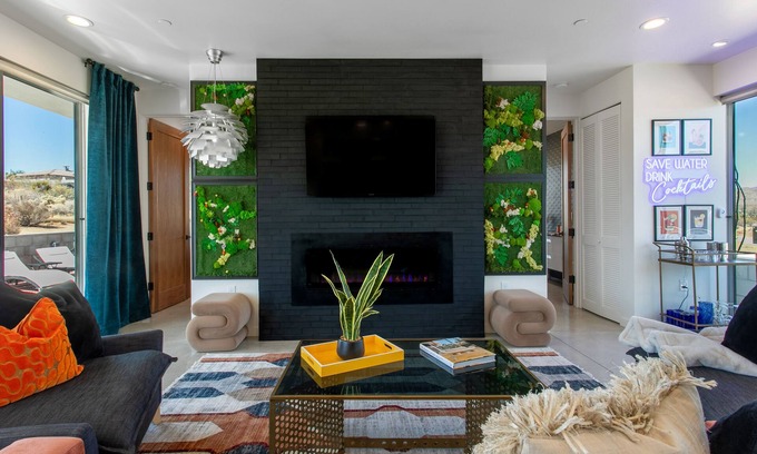 Joshua Tree Casa | SO GORGEOUS! Luxurious Home w/HOT Tub & Views!!!