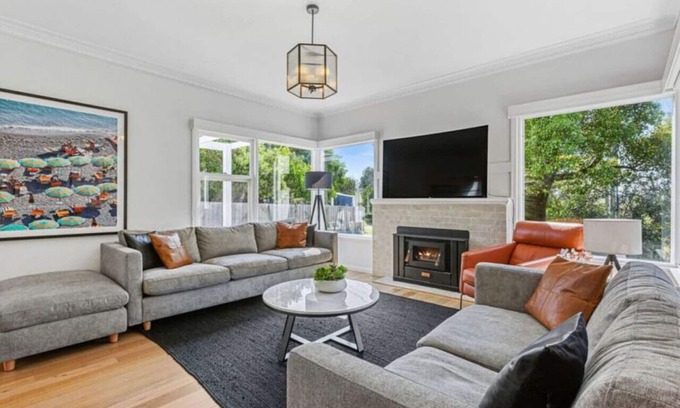Sorrento Casa | Soak up Sorrento - “The Perfect Coastal Getaway!”