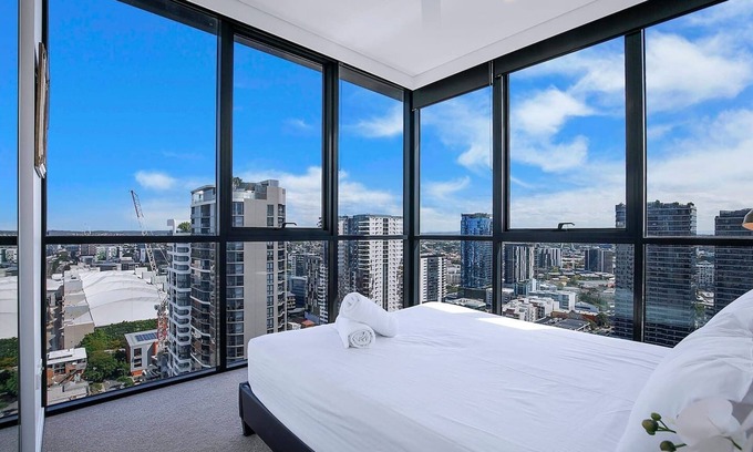 South Brisbane Apartamento | Soaring Skyline on Southside at Resort Style Stay