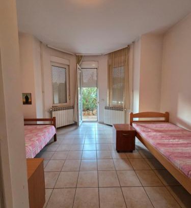 Inija Apartamento | Sobe za radnike