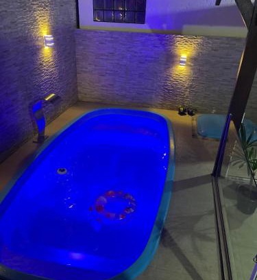 Santinho Casa | Sobrado com piscina no Santinho