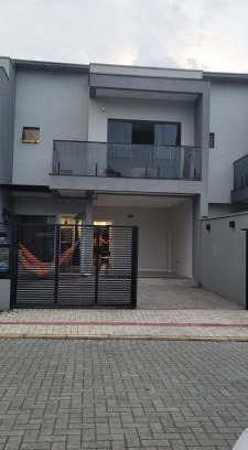 Itacolomi Casa | Sobrado em Balneário Piçarras
