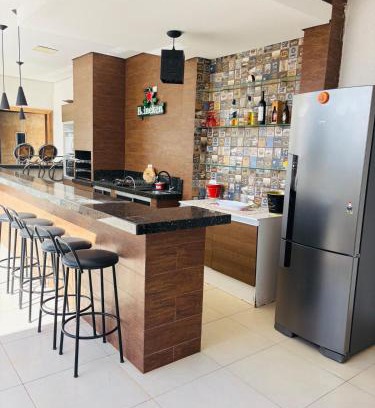 Umuarama Apartamento | Sobrado espaçoso e aconchegante proximo ao centro