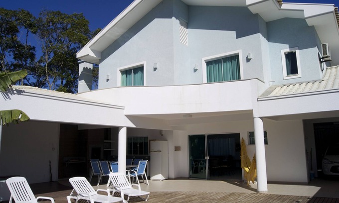 Mariscal Casa | 3 habitaciones, 2 baños, 1 aseo, 1 aseo
