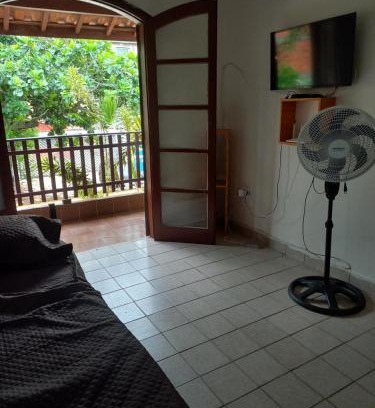 Balneario Gaivotas Casa | Sobreposta beira praia Lulumar