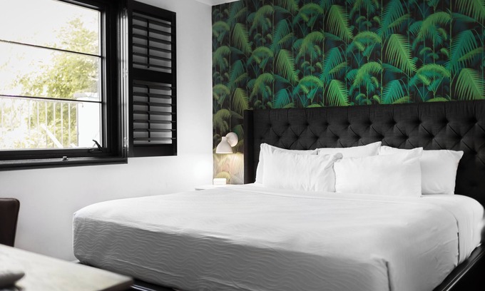 Rutledge Hill Casa | SoBro Guest House #10 by AvantStay | 2 Blocks to Broadway + Local Art + Parking