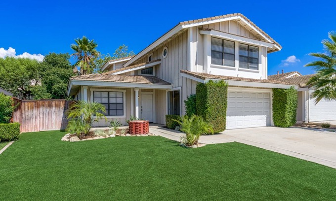 Rancho Santa Margarita Casa | SoCal House Near Lake/Pool