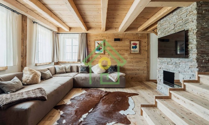 Cortina d'Ampezzo Apartamento | "Socrepes" Dolomiti Skyline Direct Reservations.