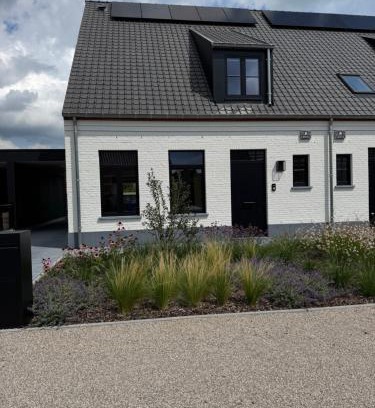 Uitbergen Casa | Sœur