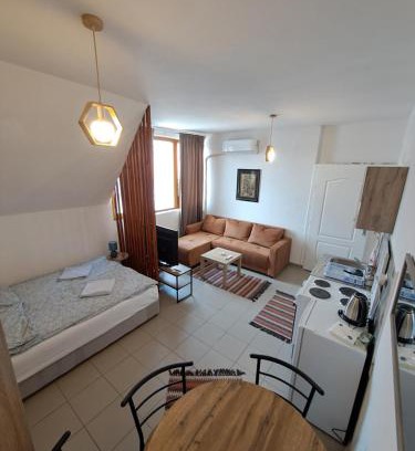 Medijana Apartamento | Sofi III