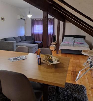 Medijana Apartamento | Sofi