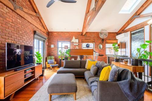 Northcote Casa | Soho, Warehouse Style