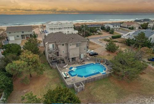Sandbridge Casa | Sojourn Ocean Dreams Sleeps 16
