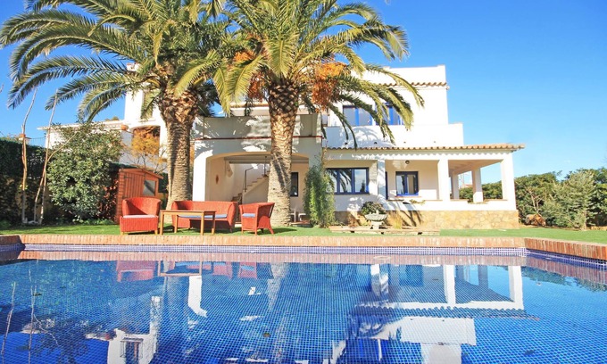 L'Escala Villa | Sol: Villa con piscina a 300m de la playa