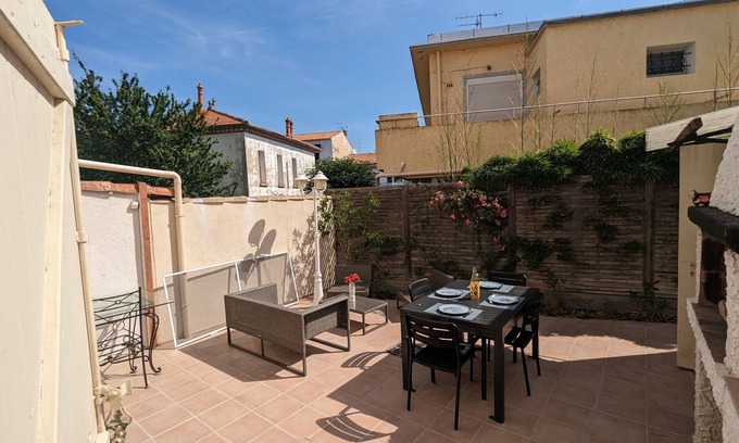 Le Grau-Du-Roi Apartamento | Amplio apartamento moderno de 3 habitaciones con terraza.