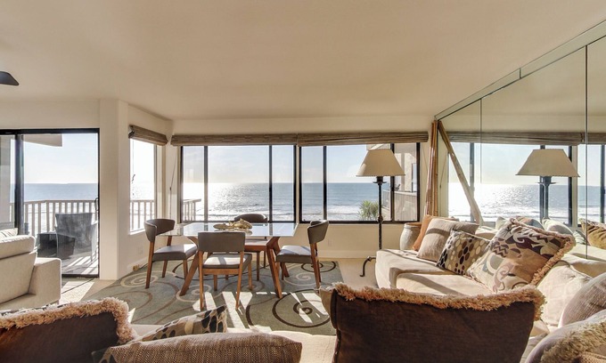 Solana Beach Condominio | Solana Oceanfront | Pool, Spa, Ocean Views