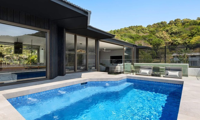 Byron Bay Casa | Solar Eclipse: A Sanctuary of Unparalleled Luxury in Wategos.
