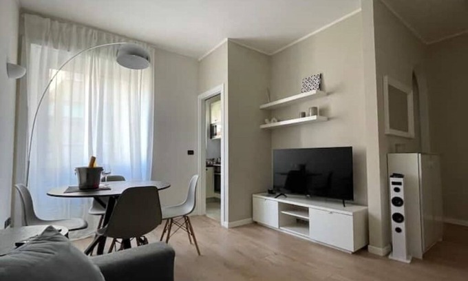 Zona Solari Apartamento | Solari Apartment, Milan fashion street