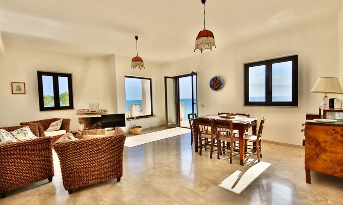 Sciacca Apartamento | SUN-80m de la playa por KlabHouse