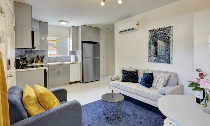 Highland Garden Apartamento | Alojamiento de 3 habitaciones en Hollywood
