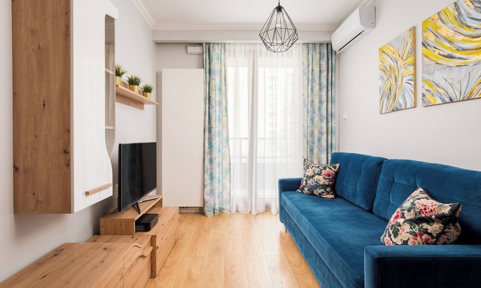 Muranow Apartamento | Solidarności Skyline Apartment