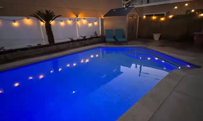 Madrona Casa | Solo Casita w/ Poolside Bliss