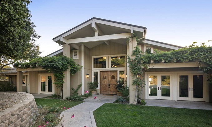 Solvang Casa | Solvang Custom Craftsman Home