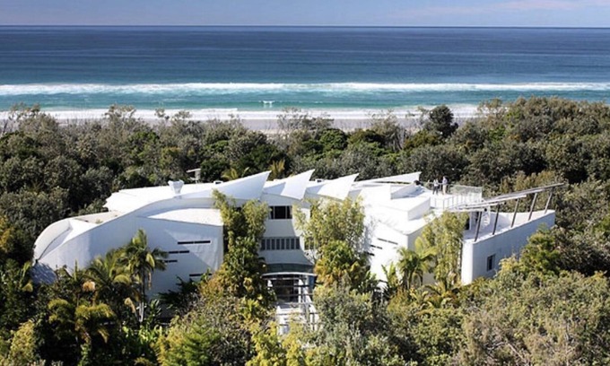 Casuarina Complejo | Somerleys Ocean Retreat - Beachfront Resort Style Property