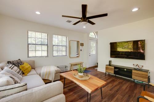 Somerville Casa | Somerville Cabin with Private Pool!
